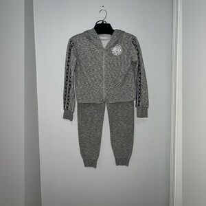 Girls sweatsuit